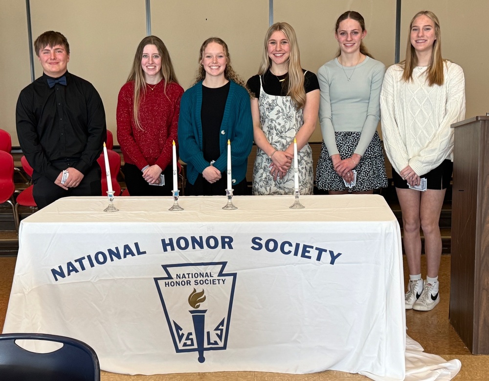 25-26 National Honor Society Inductees