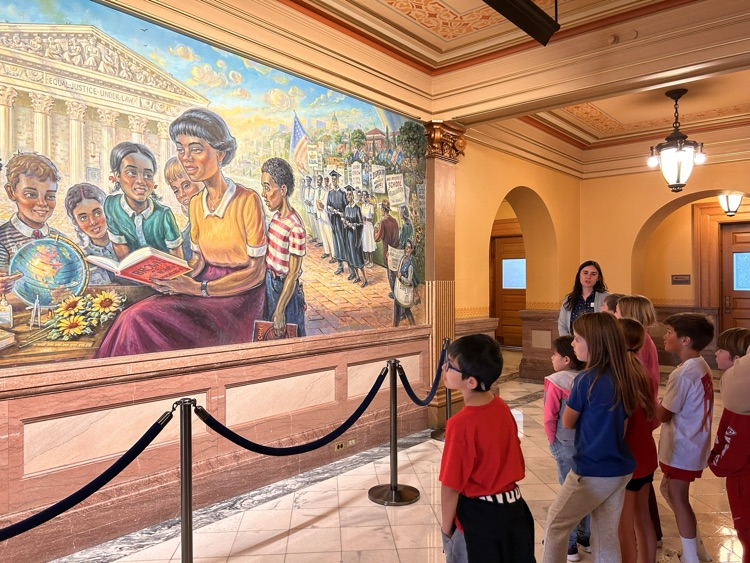 3rd graders enjoying their field trip to the State Capitol!