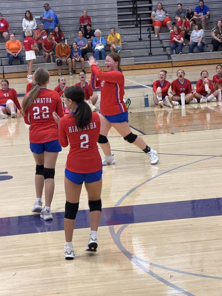 8B vs Royal Valley