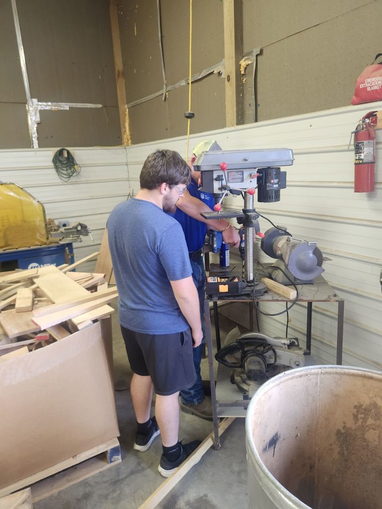 Mounting a drill press to table 