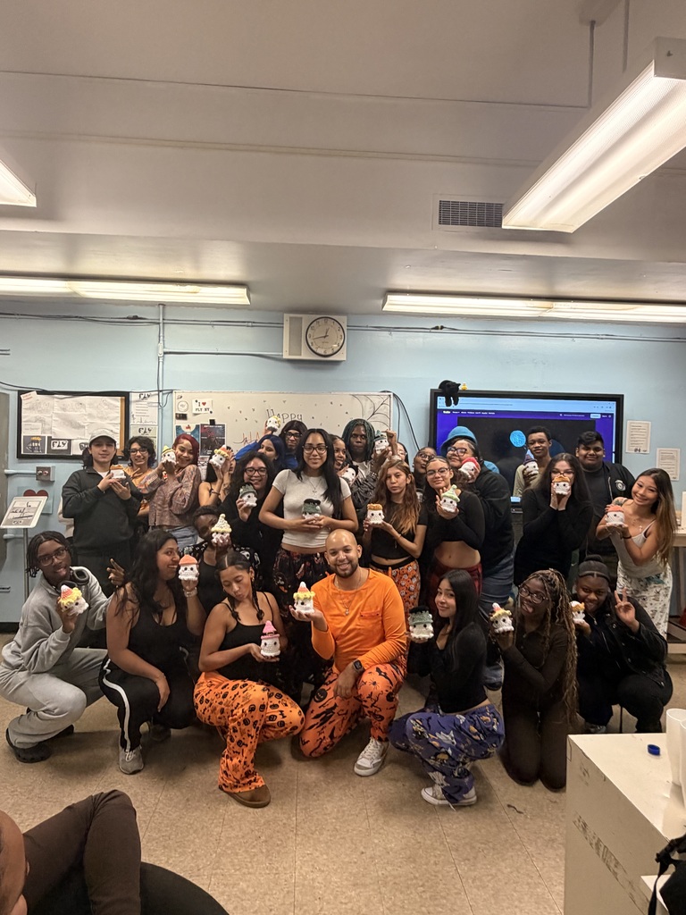 Our lovely student, Melanie Lugo, made the class crochet ghost for everyone in our class to celebrate Halloween.  Happy Halloween From Mr.Jimenez 11th Grade Business Class 💀🎃