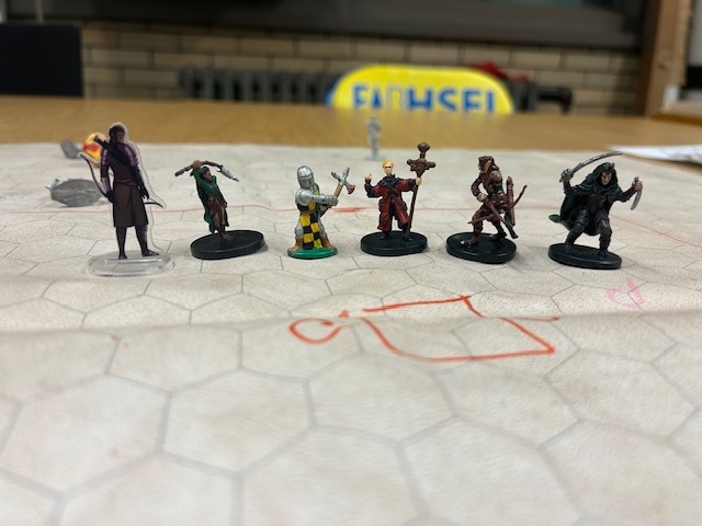 D&D CLUB PLANNING A HEIST