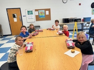 🎉 Kindergarten is 50 Days Smarter! 🎉  Last week, our Kindergarten students celebrated reaching the 50-day milestone with a fun 1950s-themed sock hop! 🧦💃🕺  From dancing to dressing up, it was a wonderful way to mark 50 days of learning, growing, and having fun together! 💛📚