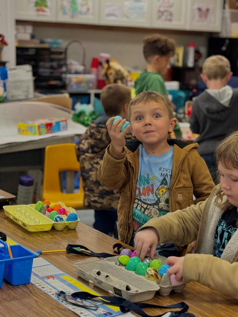 🥚🐰 Kindergarten Easter Fun!  Our Kindergarten students had a blast during their classroom Easter egg hunt! With a little help from their 4th grade buddies—who came in ahead of time to hide the eggs—the excitement was through the roof.  It was so special to see our older students helping create a fun and memorable experience for our Kindergarteners. Lots of smiles, laughter, and teamwork all around!  Great job to our 4th grade helpers and happy hunting, Kindergarten! 🌷✨
