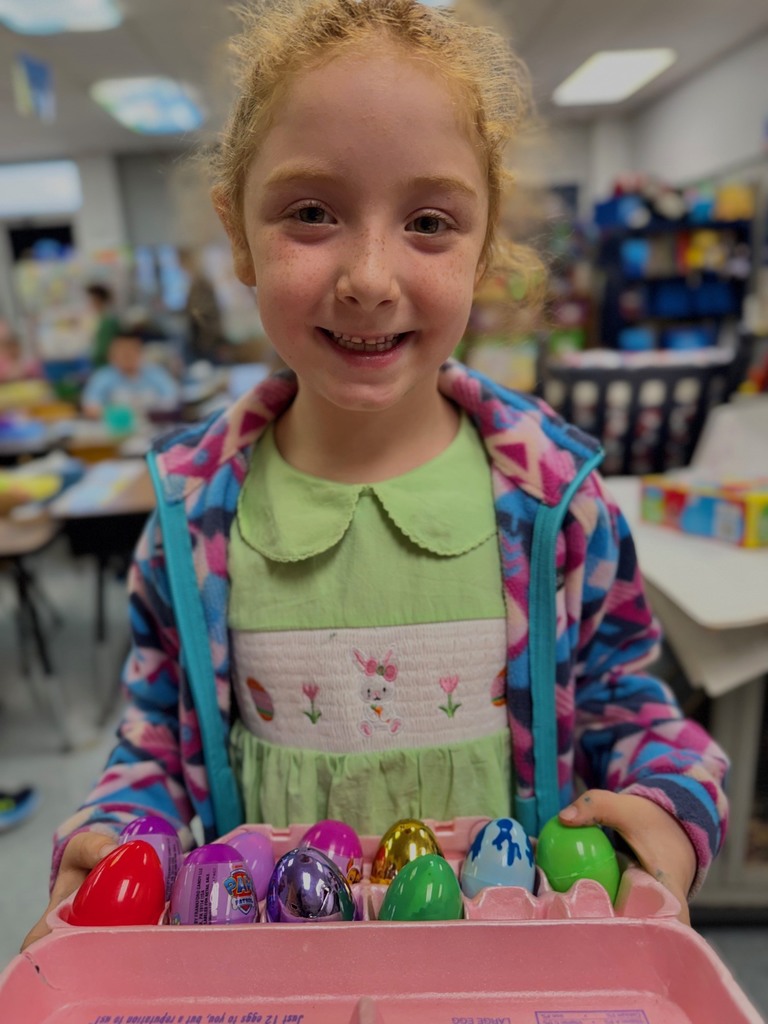 🥚🐰 Kindergarten Easter Fun!  Our Kindergarten students had a blast during their classroom Easter egg hunt! With a little help from their 4th grade buddies—who came in ahead of time to hide the eggs—the excitement was through the roof.  It was so special to see our older students helping create a fun and memorable experience for our Kindergarteners. Lots of smiles, laughter, and teamwork all around!  Great job to our 4th grade helpers and happy hunting, Kindergarten! 🌷✨