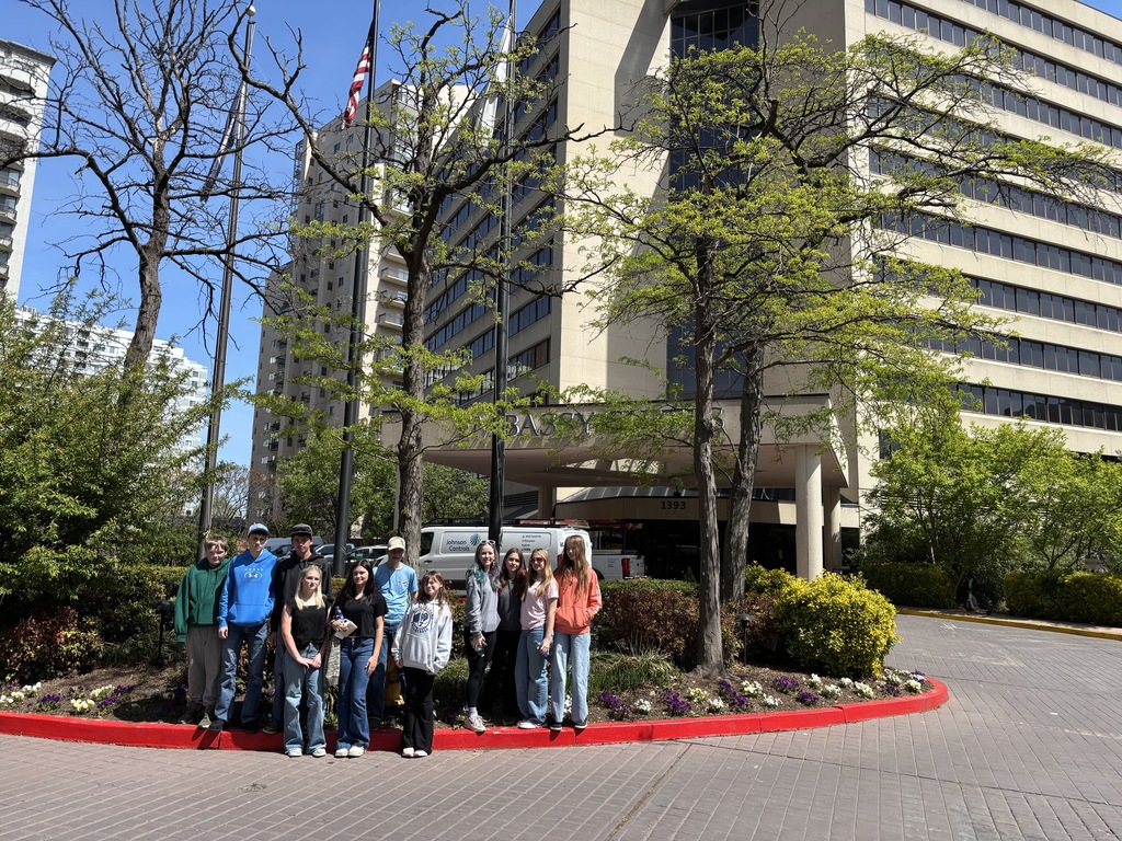 🚌🇺🇸 8th Grade Trip to Washington, D.C. 🇺🇸🚌  Our 8th grade students recently traveled to Washington, D.C. for an unforgettable day of learning and exploration! From visiting historic landmarks to experiencing our nation’s history firsthand, students had the opportunity to connect what they’ve learned in the classroom to the world around them.  Trips like this create lasting memories and deepen understanding in ways that go far beyond textbooks. We’re so proud of our students and grateful they had this opportunity!