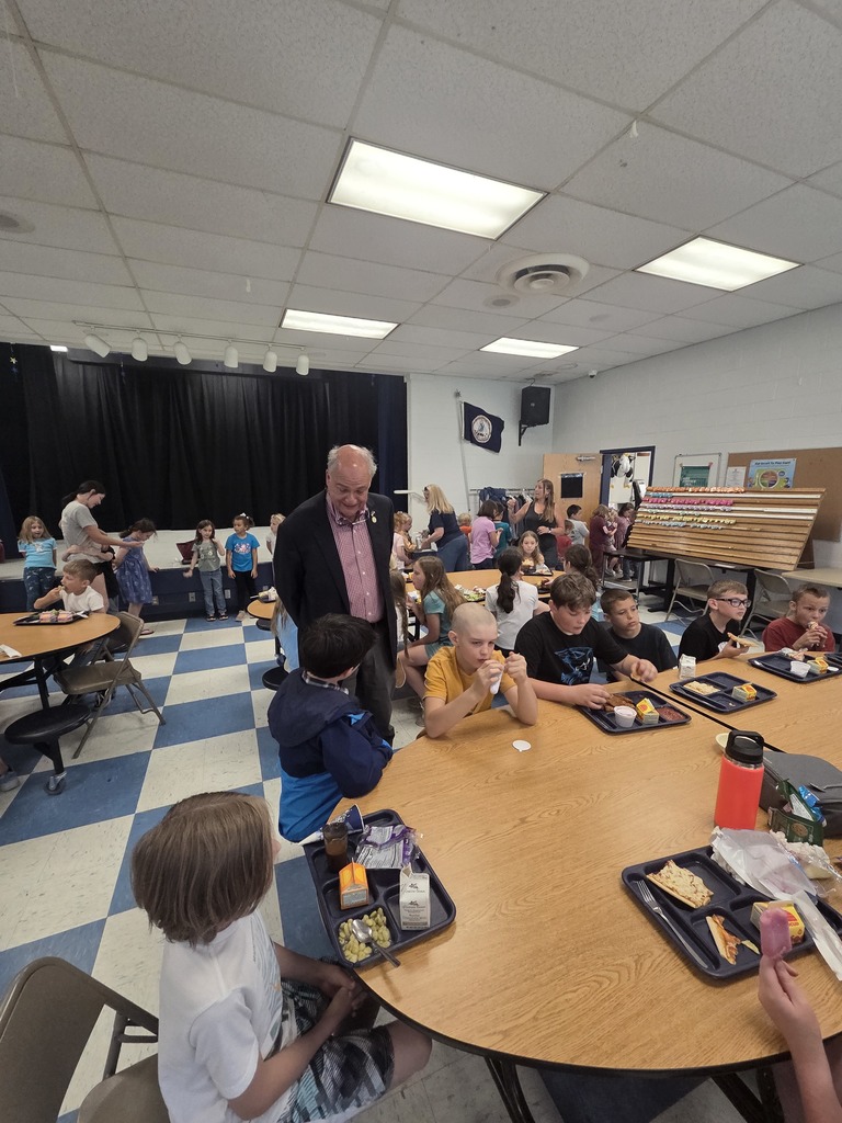 We were honored to welcome Delegate Chris Runion to Highland County Public Schools this past Friday! 🇺🇸📚  Delegate Runion spent time with our students recognizing their hard work and dedication by personally handing out Honor Roll letters. Moments like these mean so much to our students—it’s a great reminder that their efforts are seen, valued, and celebrated beyond the classroom.  Thank you, Delegate Runion, for taking the time to invest in our students and celebrate their achievements. We are incredibly proud of our Rams and all they continue to accomplish!  Go Rams! 🐏✨