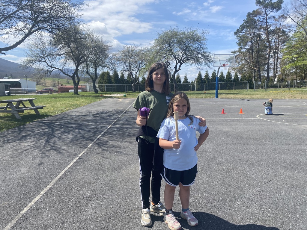 ✨🏫  Mrs. Wood brought history to life with fun Colonial Stations in P.E., where our elementary students experienced the colonial versions of modern-day equipment! 🇺🇸👣  From hands-on activities to a glimpse of how kids stayed active long ago, it was a great mix of learning and movement. Way to go, Rams! 🐏💪