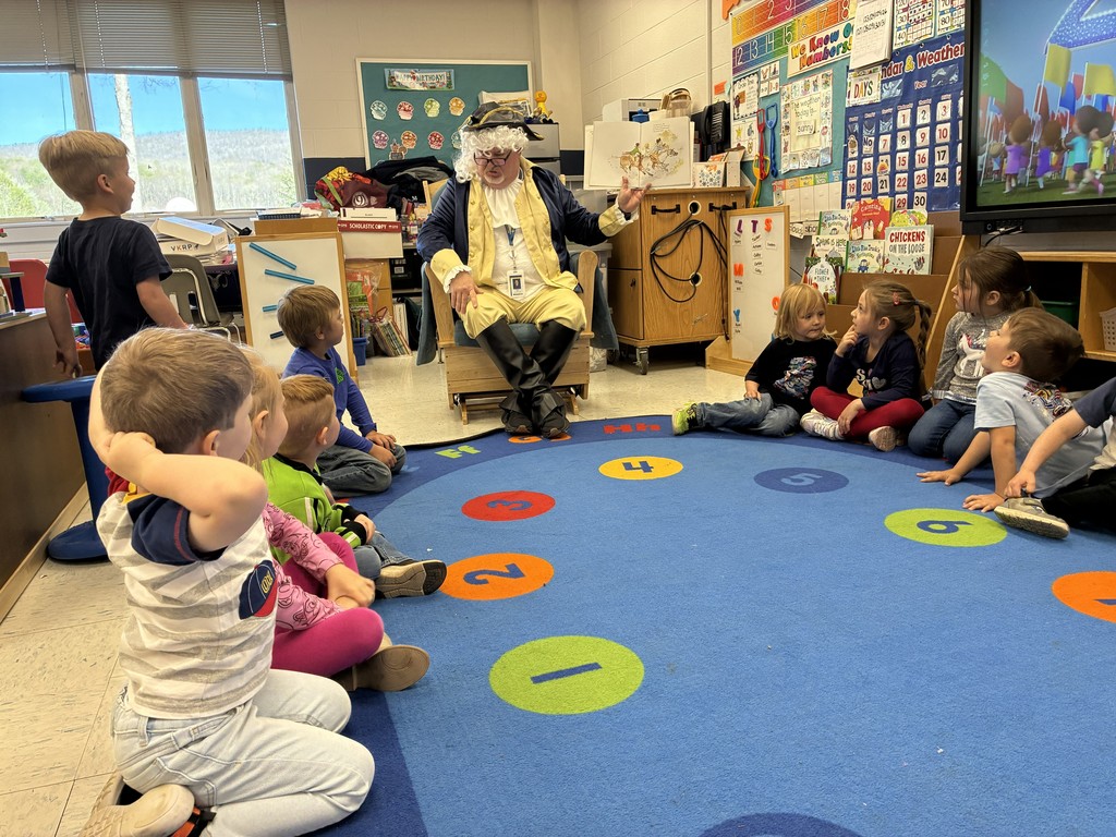 🇺🇸  Our preschoolers had a special visit from none other than George Washington today! He stopped by to read a story… but things got a little interesting when his teeth fell out mid-visit! 😆🦷  The students were full of giggles while learning a little history along the way—definitely a moment they won’t forget! ❤️📚  We love bringing learning to life in fun and memorable ways. Way to go, Rams! 🐏👏