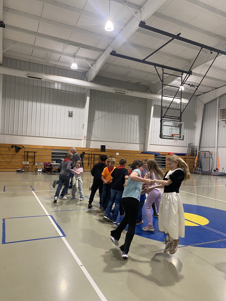 💃🕺 Stepping Back in Time!  Students had a wonderful time learning colonial dances with Ellen, Eugene, and Cappie! From lively steps to traditional movements, they experienced a fun and interactive glimpse into life during colonial times.  Thank you for bringing history to life in such a memorable way! 🇺🇸