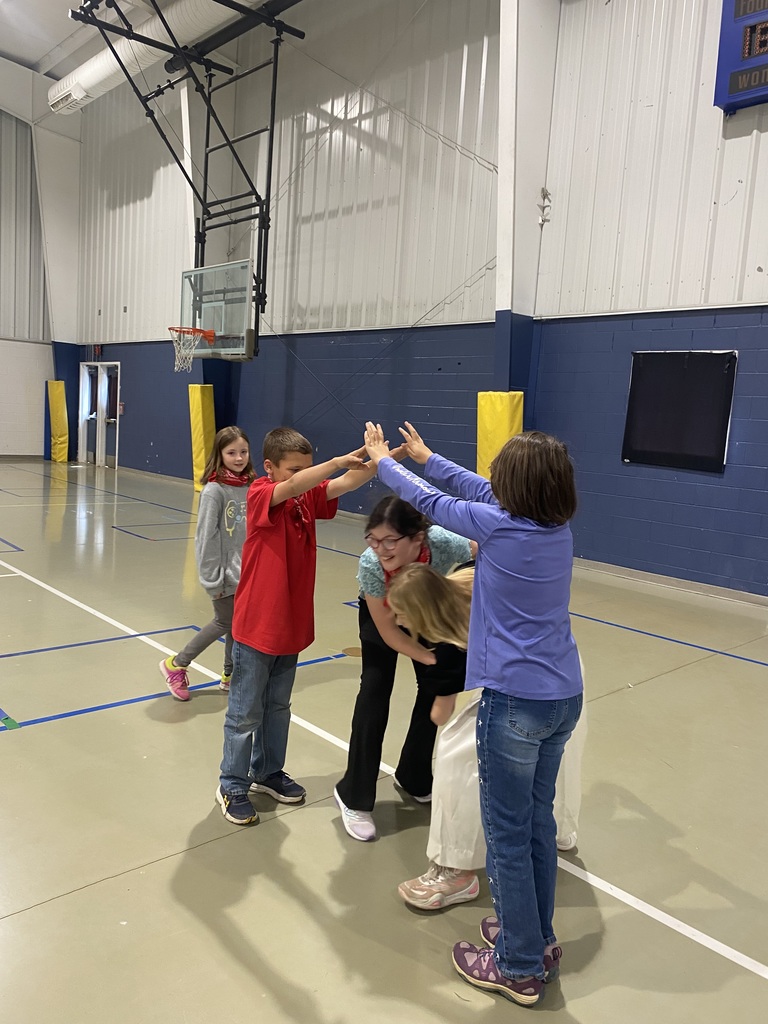 💃🕺 Stepping Back in Time!  Students had a wonderful time learning colonial dances with Ellen, Eugene, and Cappie! From lively steps to traditional movements, they experienced a fun and interactive glimpse into life during colonial times.  Thank you for bringing history to life in such a memorable way! 🇺🇸