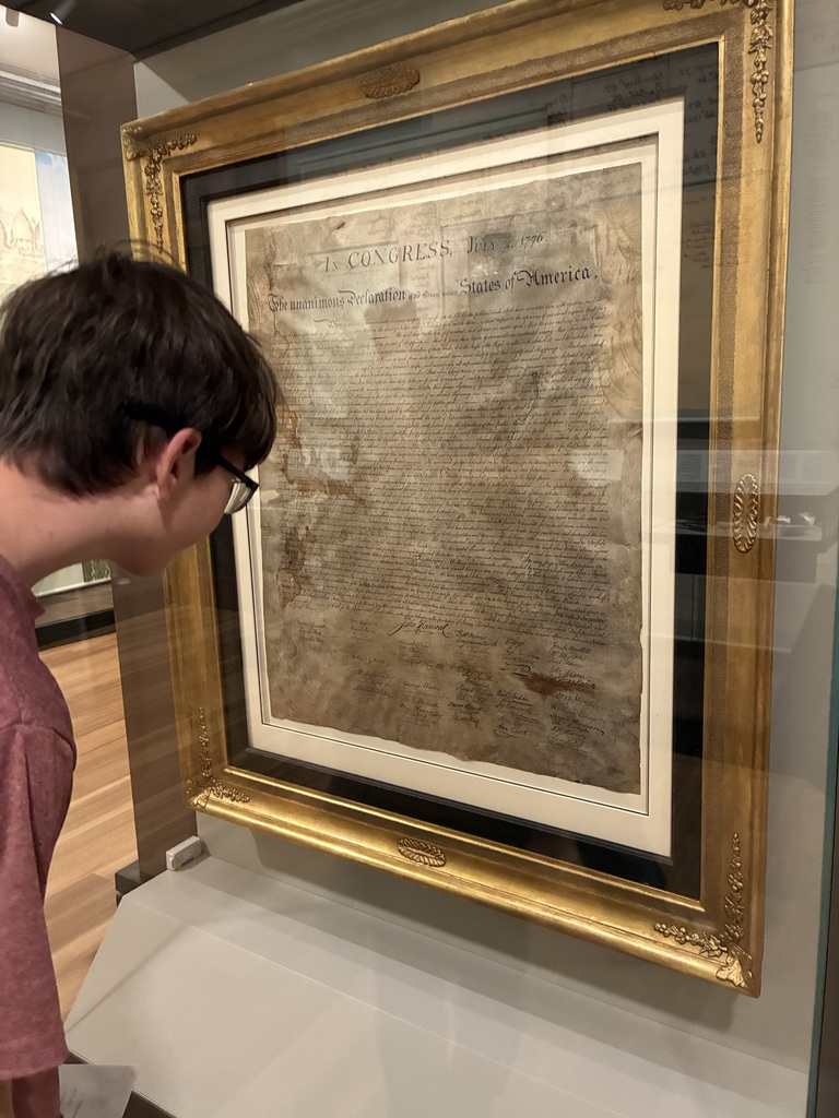🏛️  Our Highland High School gifted middle and high school students recently enjoyed an enriching trip to Thomas Jefferson’s home, Monticello! Students toured the historic home and grounds, learning fascinating details about Jefferson’s life, family, careers, and many accomplishments. 🇺🇸✨  The adventure continued with a visit to the University of Virginia, where students explored the campus and compared its architectural features to those they observed at Monticello. They were especially amazed by the impressive Alderman Library, spanning 5 floors and more than 250,000 square feet! 🤯📖  What a wonderful opportunity to bring history, architecture, and higher education to life through hands-on learning! 💙💛