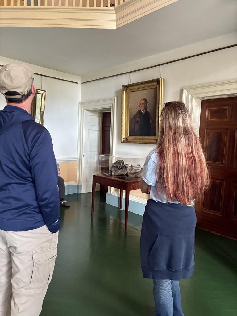 🏛️  Our Highland High School gifted middle and high school students recently enjoyed an enriching trip to Thomas Jefferson’s home, Monticello! Students toured the historic home and grounds, learning fascinating details about Jefferson’s life, family, careers, and many accomplishments. 🇺🇸✨  The adventure continued with a visit to the University of Virginia, where students explored the campus and compared its architectural features to those they observed at Monticello. They were especially amazed by the impressive Alderman Library, spanning 5 floors and more than 250,000 square feet! 🤯📖  What a wonderful opportunity to bring history, architecture, and higher education to life through hands-on learning! 💙💛