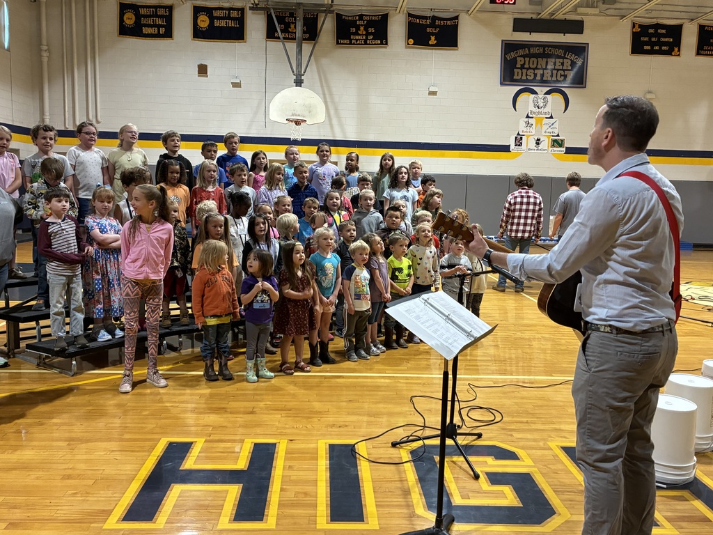 🎭🎶 Our students have been working incredibly hard in preparation for tonight's Fine Arts Night! From rehearsing musical performances to creating beautiful artwork and presentations, their dedication, creativity, and talent have been on full display. 🎨🎤  We are so proud of the effort they have put into making this a special event and can't wait to share their accomplishments with our community.  📅 Tonight, May 29 ⏰ 6:00 PM 📍 Highland High School Gymnasium  Join us as we celebrate the arts and the amazing talents of our HCPS students! 💙💛