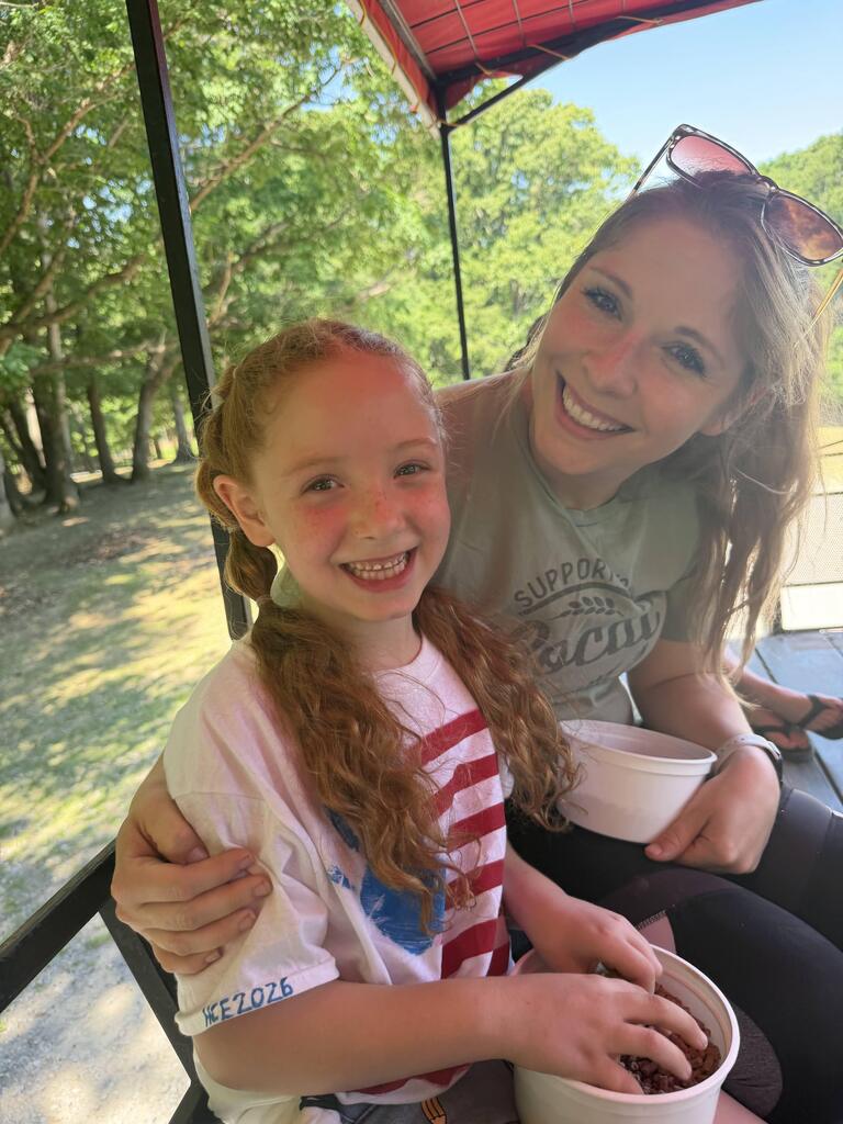 🦒🐘 Kindergarten had a wild adventure at the Safari Park!  Our students enjoyed getting up close with a variety of amazing animals while learning about wildlife and their habitats. It was a day filled with excitement, exploration, and plenty of smiles!  Thank you to everyone who helped make this memorable field trip possible. 🦓🦙🦒