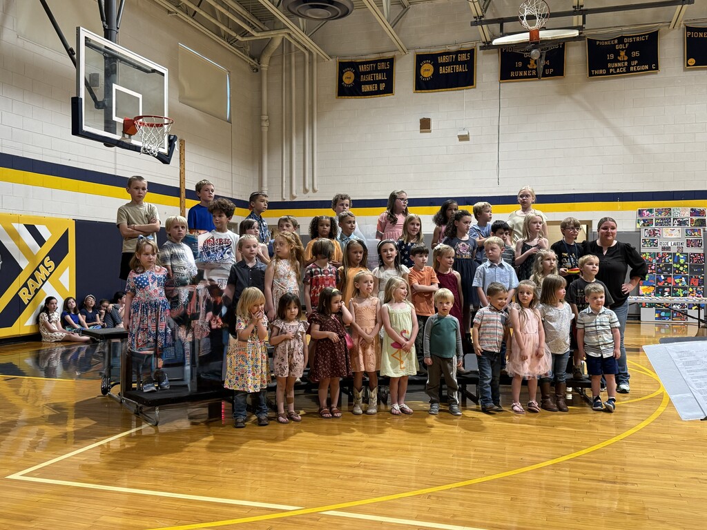 🎨🎶 What an amazing and successful Fine Arts Night we had on Friday!  A huge thank you to Mr. Johnston and Mrs. Deeds for their hard work, dedication, and countless hours of preparation to make this event possible. We are also incredibly proud of our students, whose talent, creativity, and effort were on full display throughout the evening.  Guests enjoyed musical performances from students in Pre-K through 12th grade and had the opportunity to view beautiful artwork created by students across all grade levels. It was a wonderful celebration of the arts and a reminder of the incredible talent we have at HCPS.  Thank you to everyone who attended and helped make the evening such a special success!