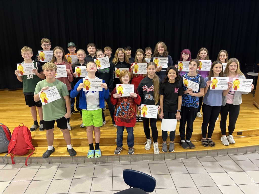 7 Red Honor Roll, High Honor Roll, and 1st Quarter Award Winners! Way to go!