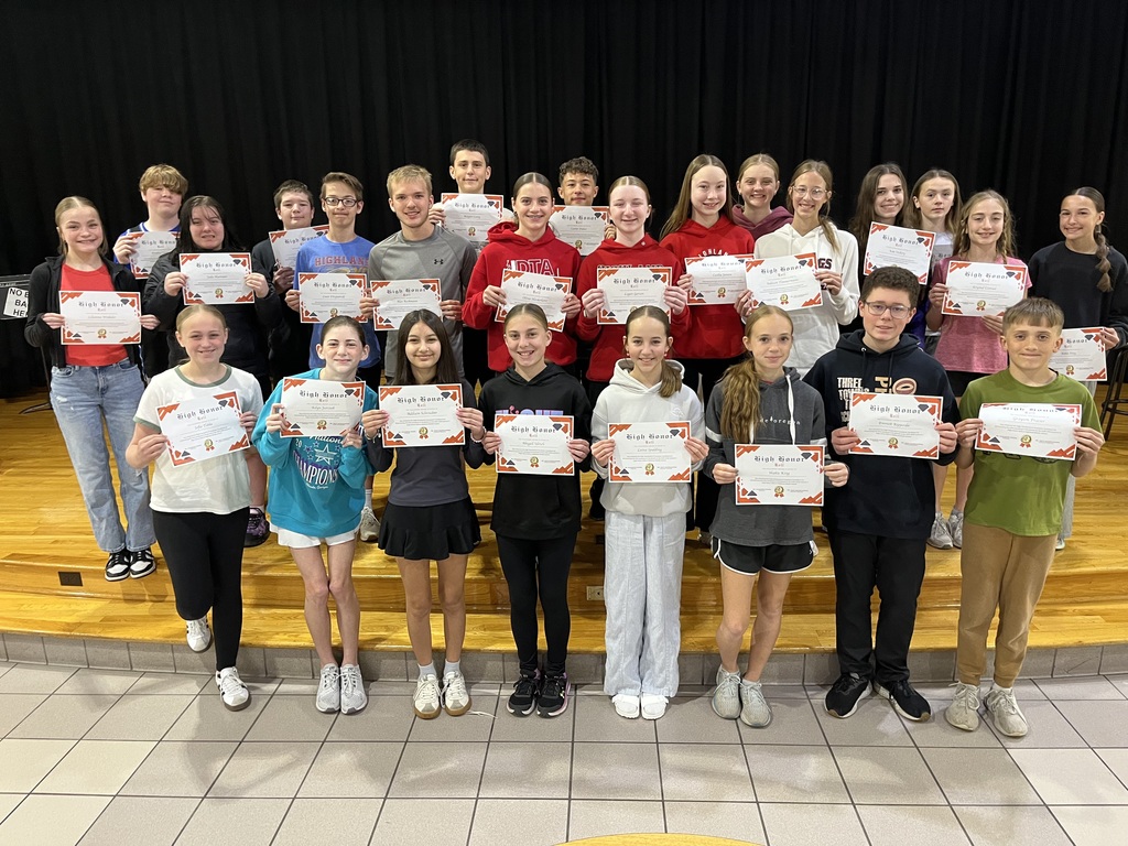 Congrats to the 7 Red students who earned Honor Roll and High Honor Roll in 3rd Quarter. Nice work!!