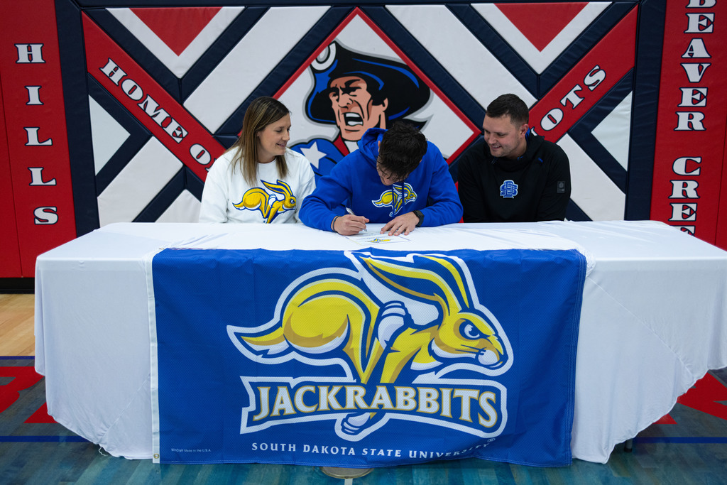 signingday2025-74