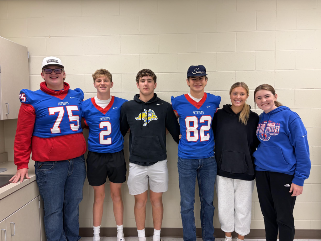 Some of the students who worked at the FFA Corn Drive