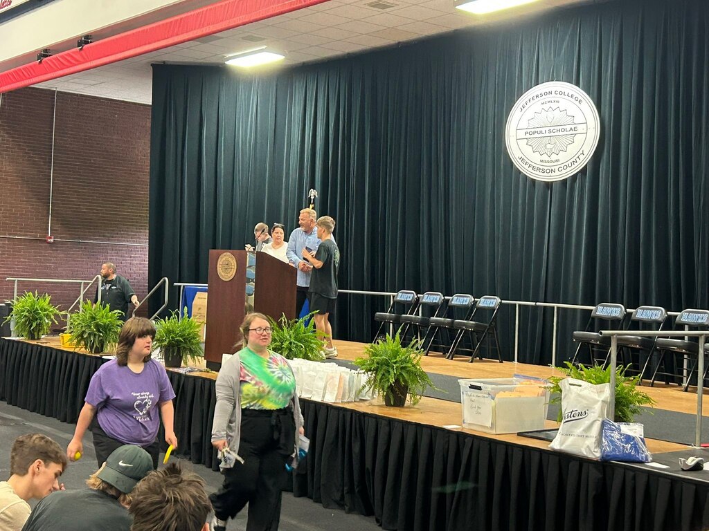 Image of students preparing for graduation night