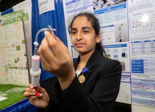 Tanishka Aglave student at Strawberry Crest