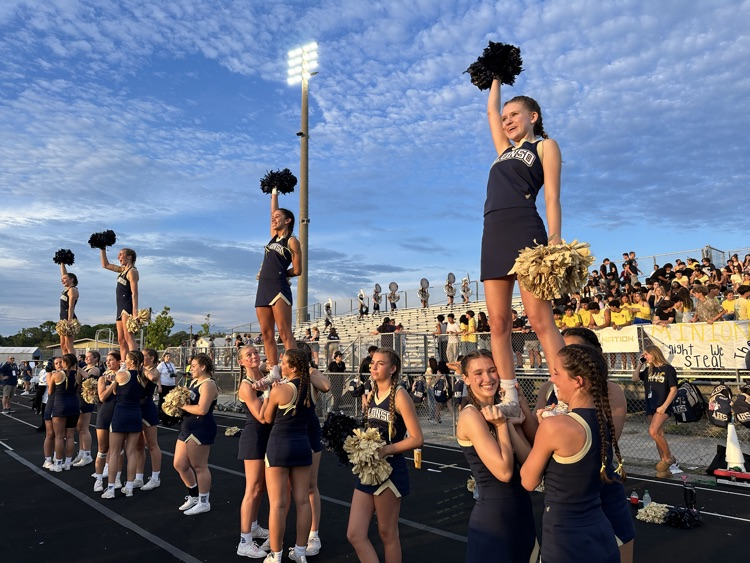 Alonso High School cheerleaders
