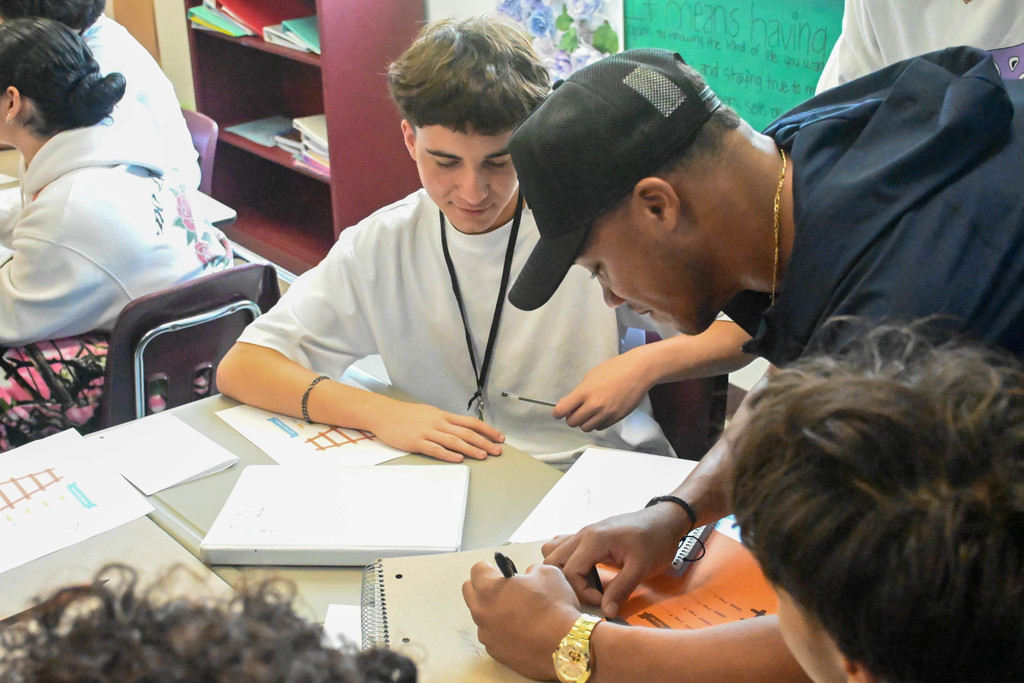 Tampa Tarpons visit Brandon High School