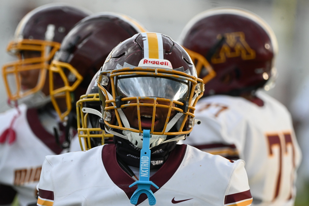 Middleton Tigers Show Heart on the Road