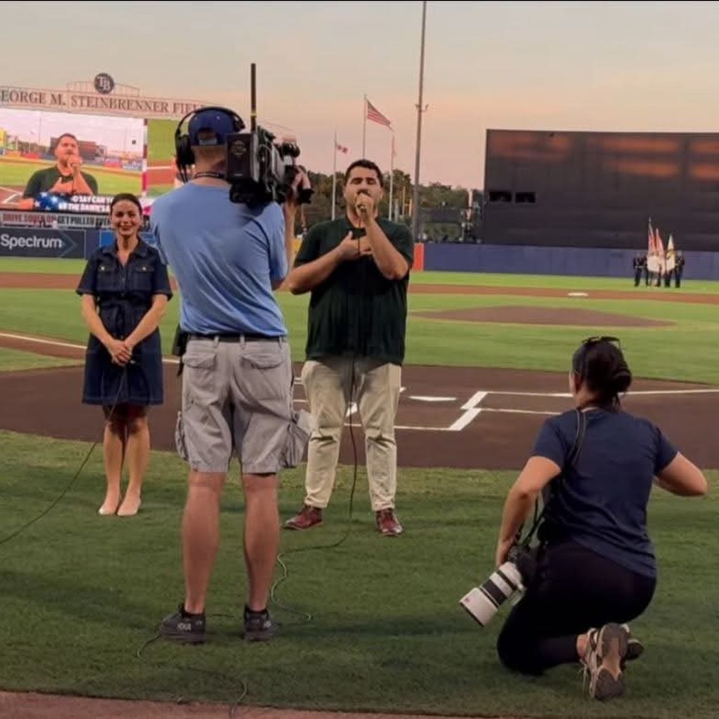 Nunez Sings National Anthem 