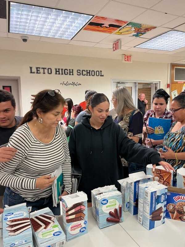 students choose an ice cream treat