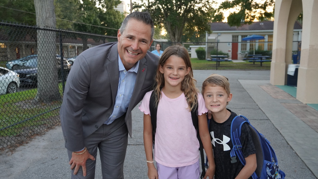National Walk, Bike, and Roll to School Day at Roosevelt