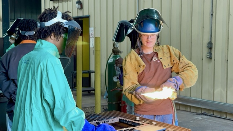 Welding students visit Ironworkers Local 397 Union