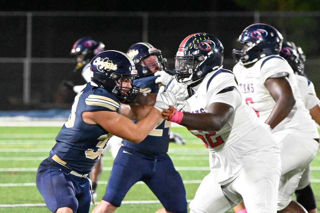 Hillsborough Nigh Lights: Tampa Bay Tech vs Durant High School