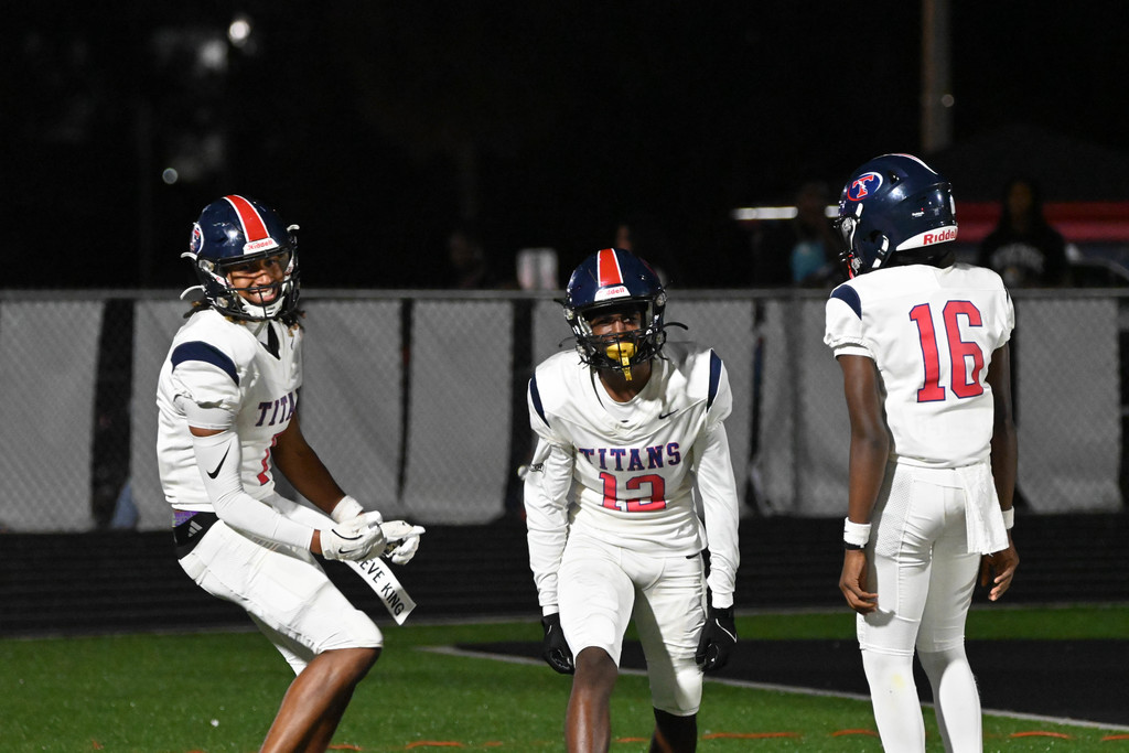 Hillsborough Nigh Lights: Tampa Bay Tech vs Durant High School