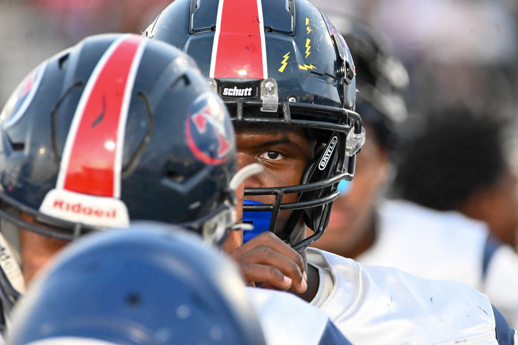 Hillsborough Nigh Lights: Tampa Bay Tech vs Durant High School