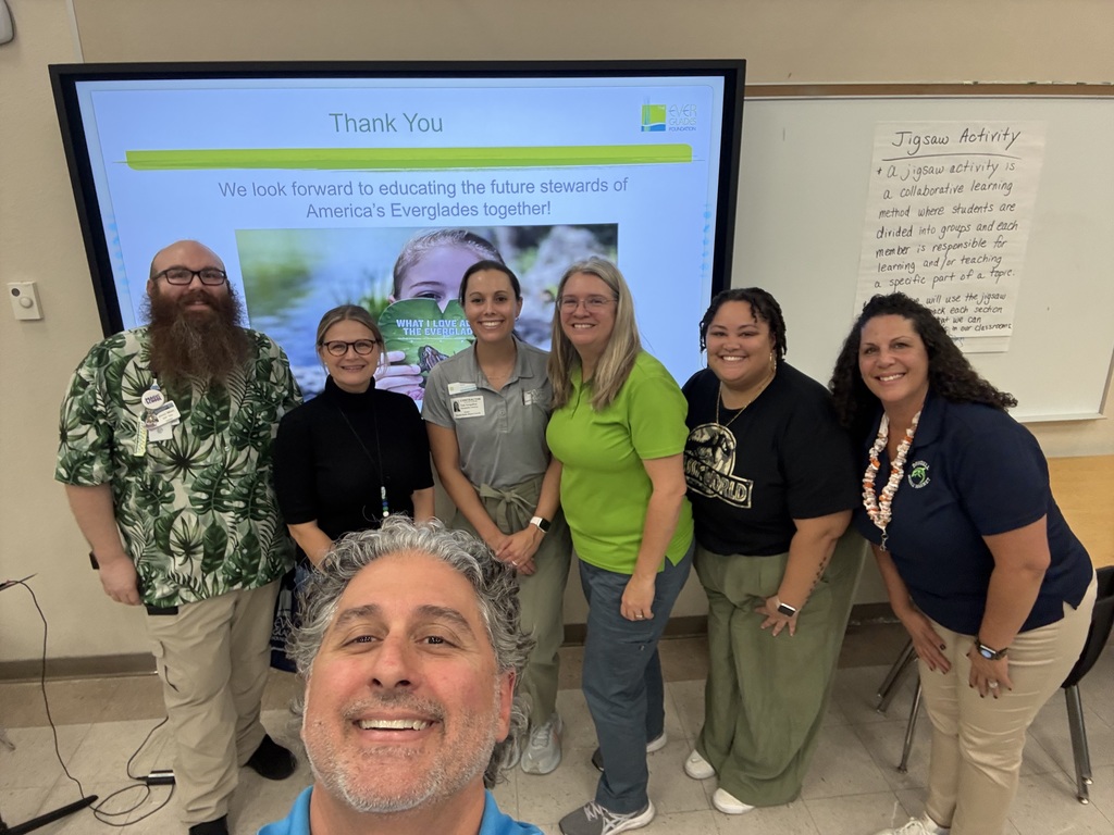 photo of Mr. Wilson, Mrs. Pacelli Ms. Vangellow, Ms. Johnson, Ms. Reynolds, Ms. Jacobs and Dr. Pacelli