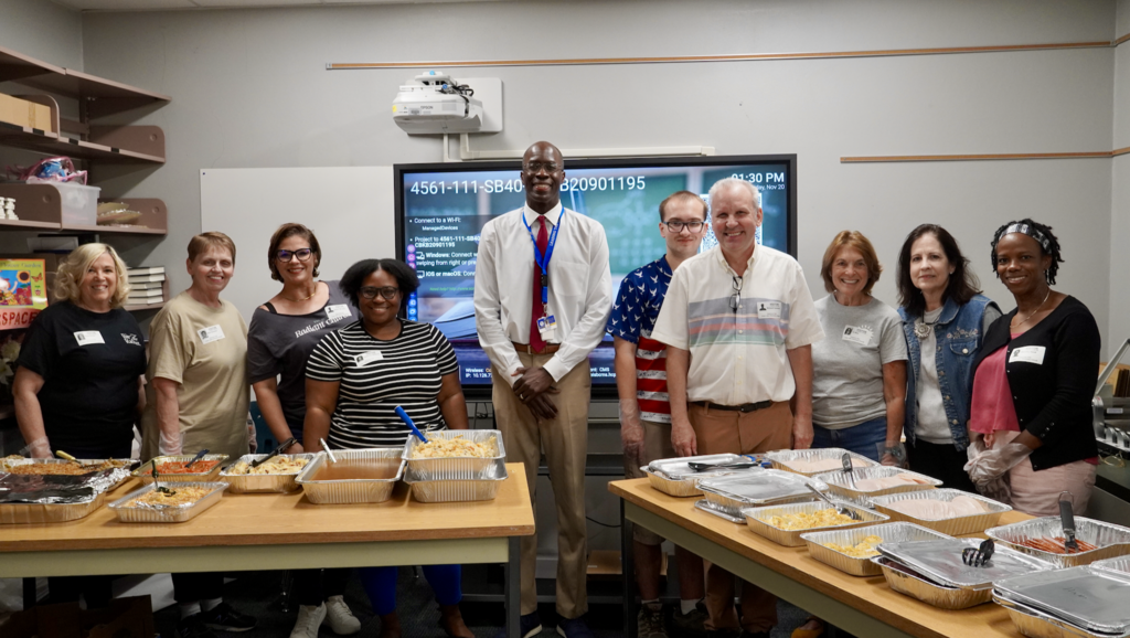 Twin Lakes ES Thanksgiving