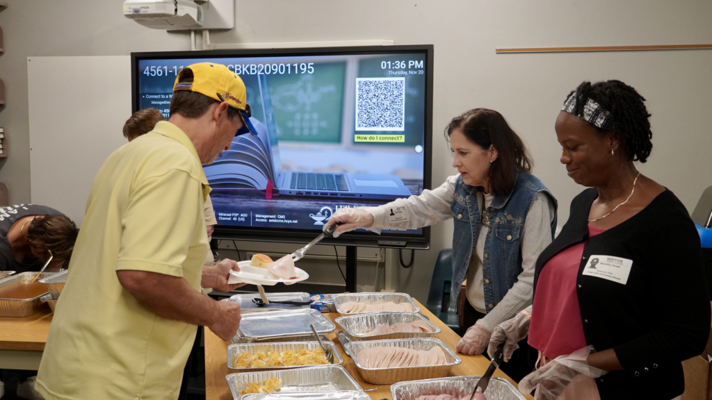 Twin Lakes ES Thanksgiving