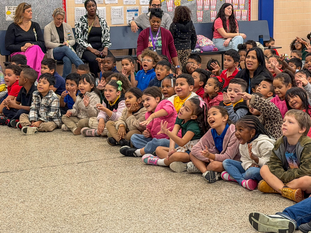 Jack Hartmann visits Mort Elementary