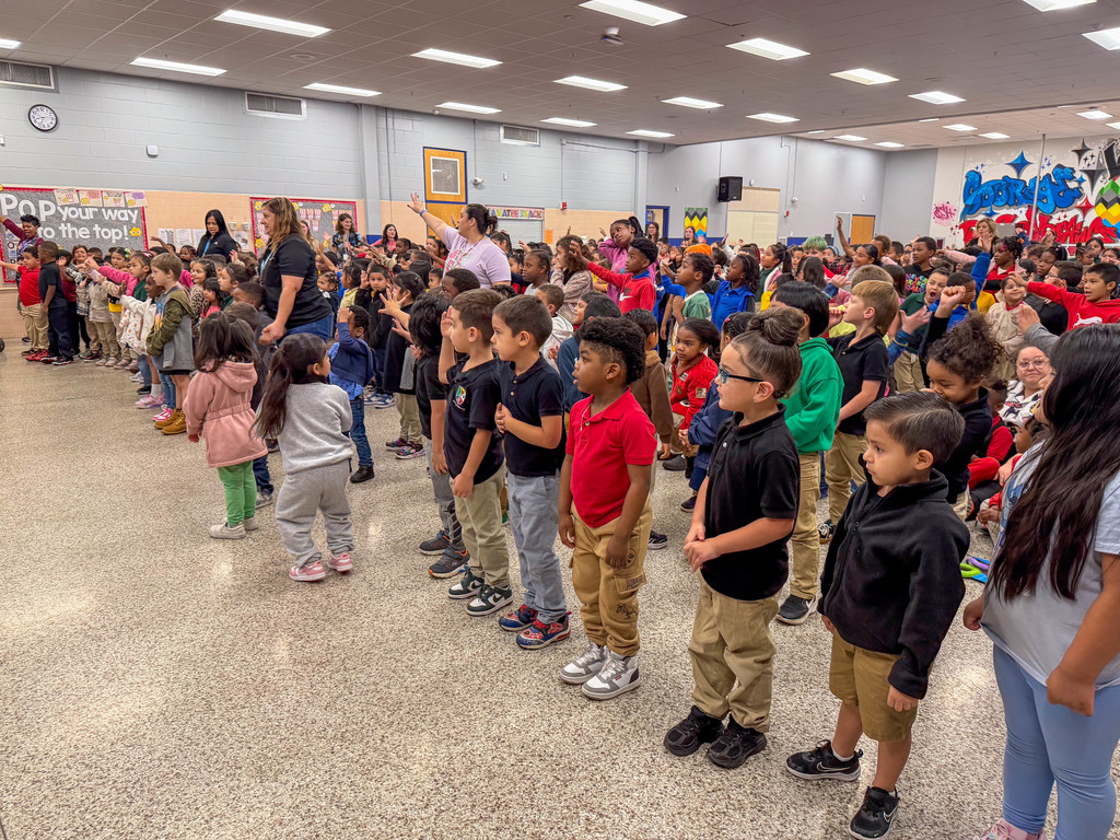 Jack Hartmann visits Mort Elementary