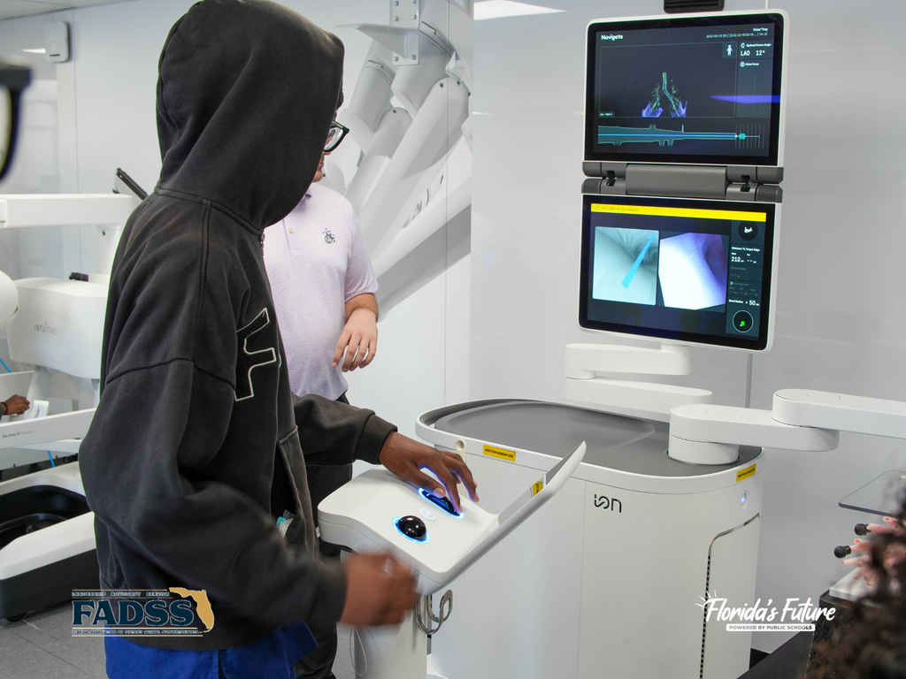 Tome Intuitive Surgical Arm Event at TBT