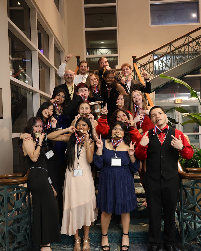 Strawberry Crest culinary students