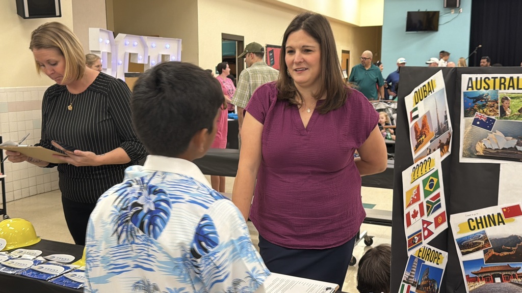 Boyette Springs Elementary School - The Amazing Handshake