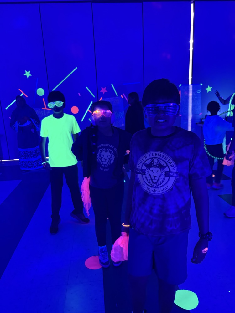 glow party 