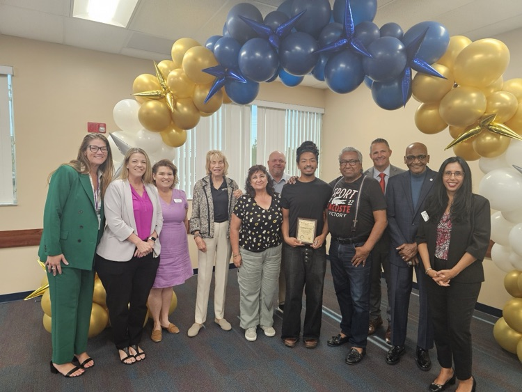 Turn Around Student Awards 