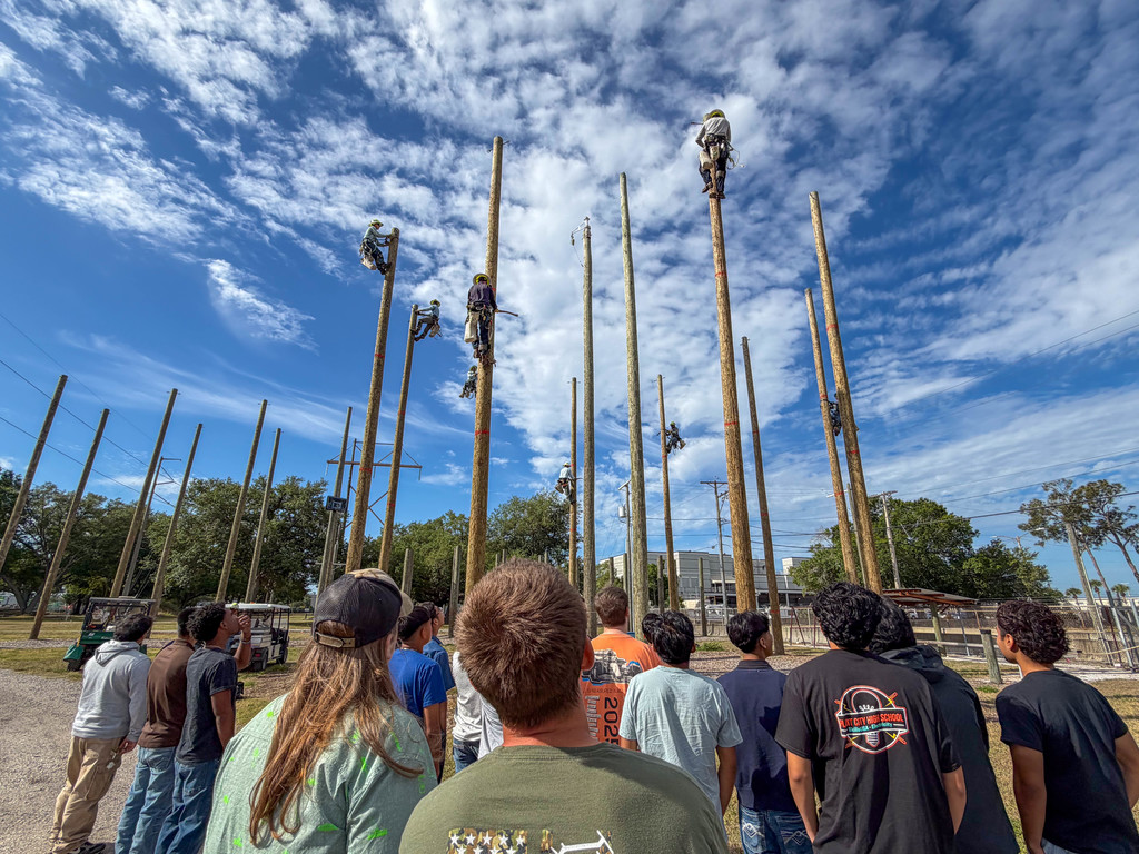 Plant City High School field trip to TECO and JTAC