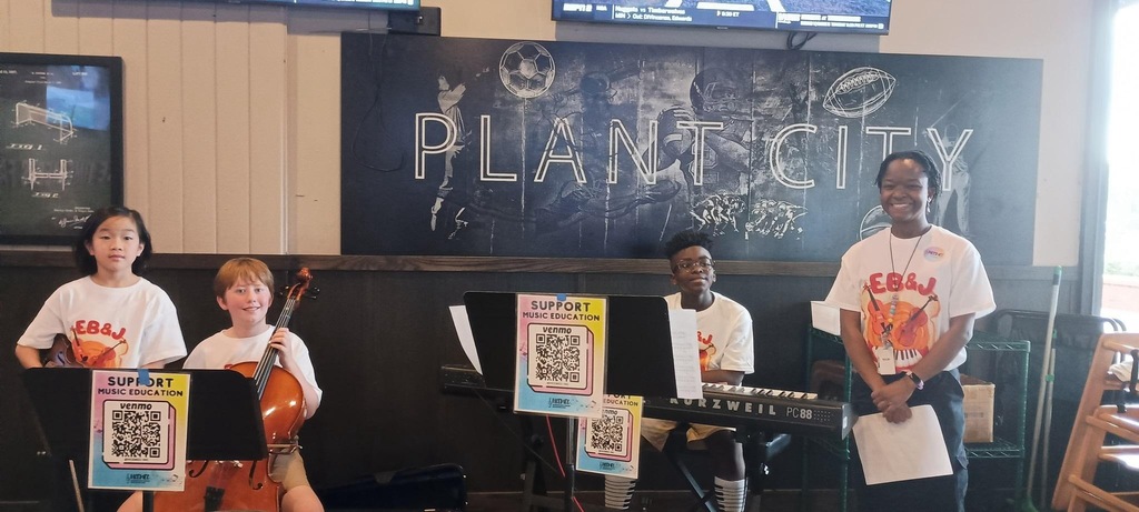 Students performing at Beef O'Brady's