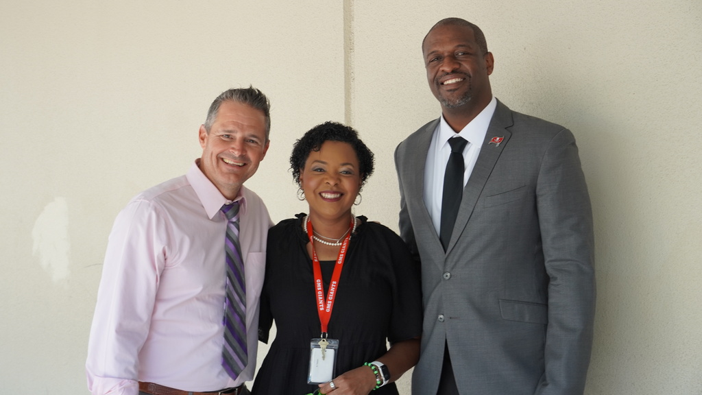 Teacher Appreciation Week surprises with Superintendent Van Ayres