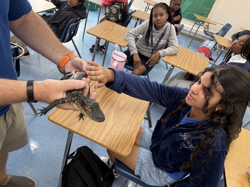 Florida AquariumVisit to talk about alligators 